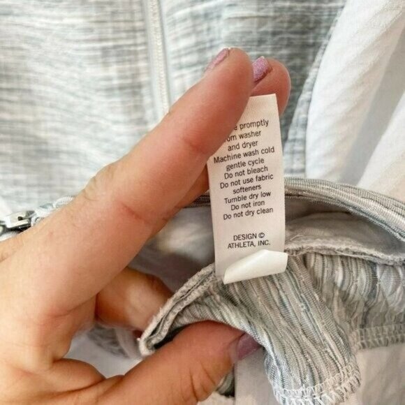 Athleta Womens Snowscape Running Quilted Jacket Gray Sz S Two Tone Hooded 242957 - Picture 5 of 8